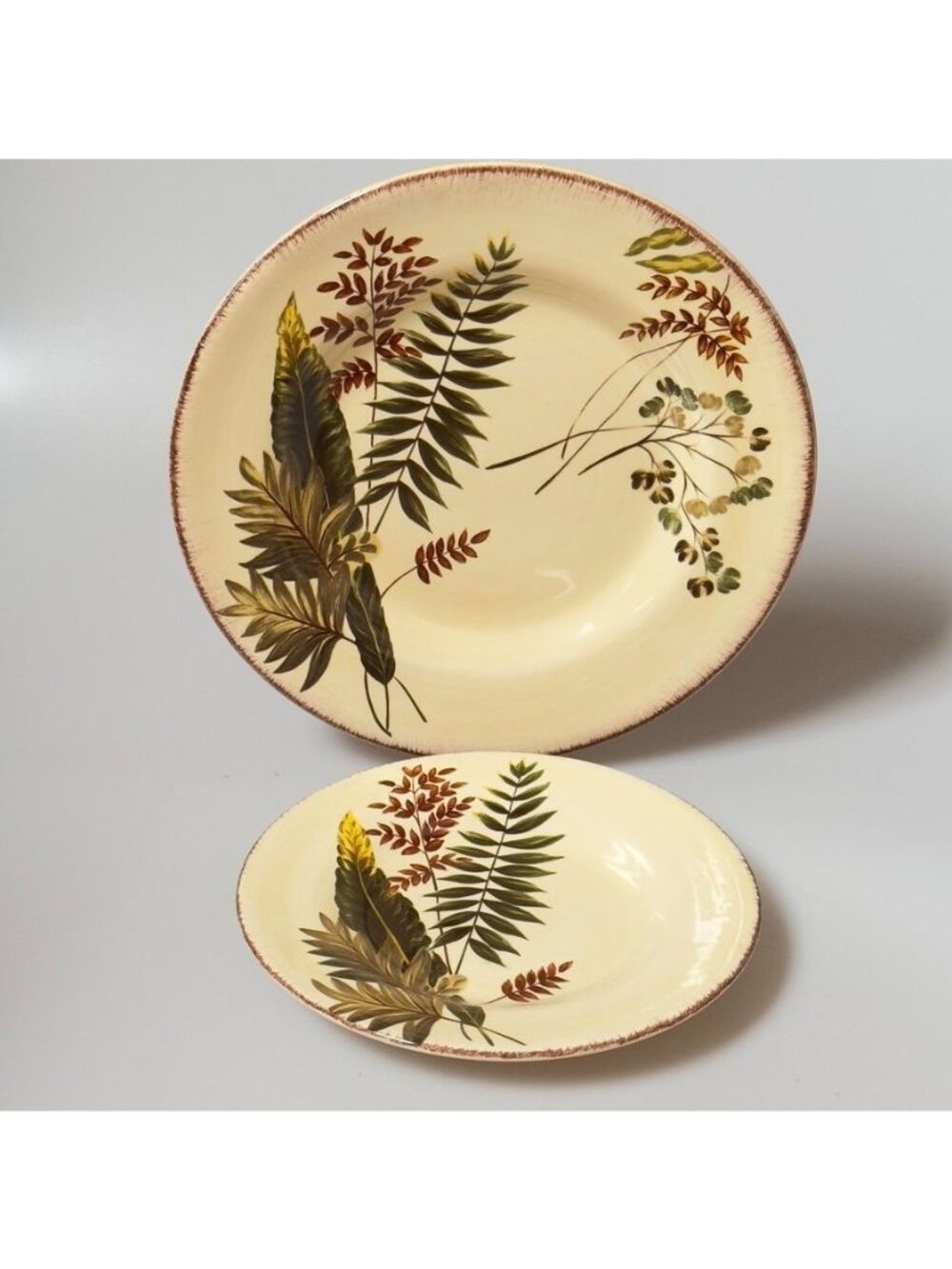 Dinner Desert/ Bread Plate Place Setting TABLETOPS GALLERY GREENWICH Green Folia